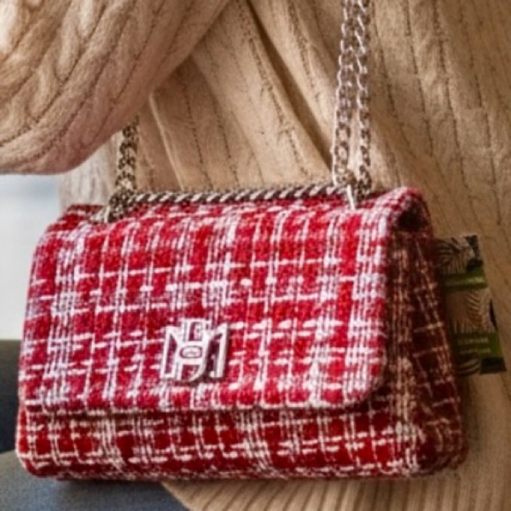 Badgley Mischka Red & White Tweed Crossbody NEW / NWT (Retail: $149) ✨ - Picture 3 of 17